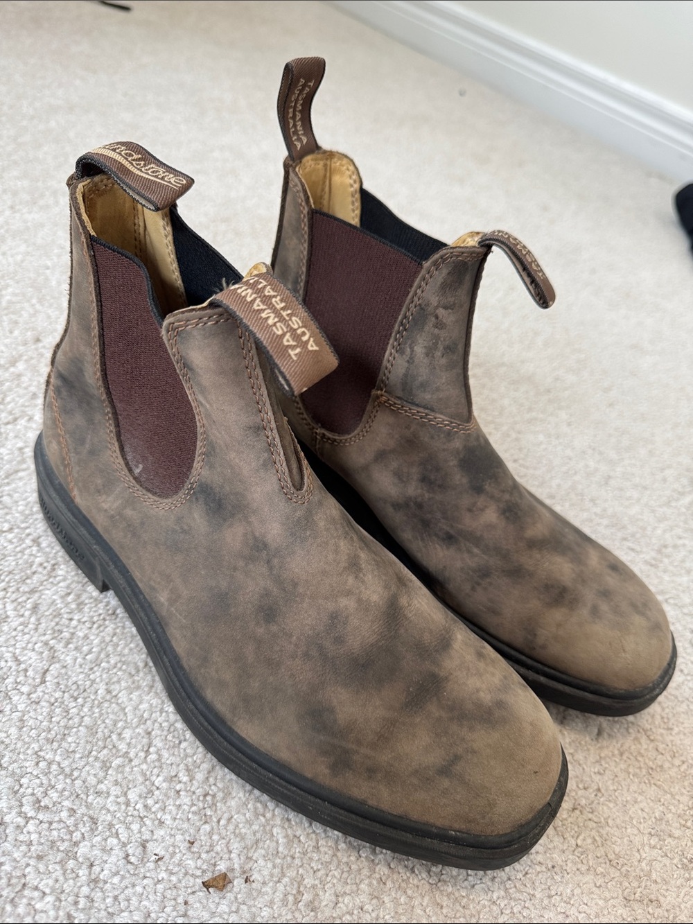 Blundstone Chisel Toe Chelsea Boot Rustic Brown Size 7 (8men/10women)